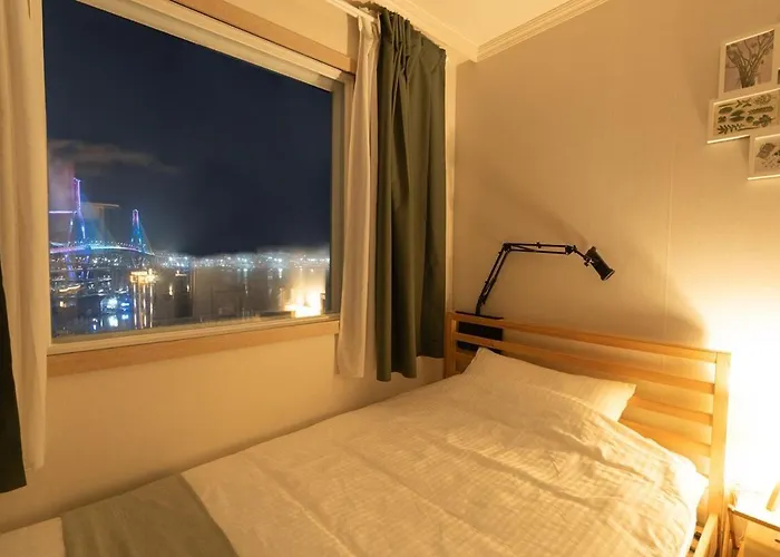Santiago Ocean View House Apartment Busan