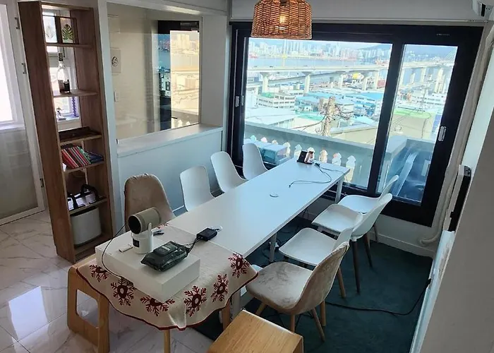 Santiago Ocean View House Busan